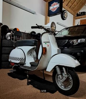 Vespa PX150 bouwjaar 1981 oldtimer in nette staat beschikbaar voor biedingen