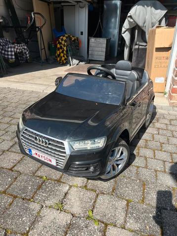 Elektrische Kinderauto AudiQ7 met Afstandbedining Deffect  beschikbaar voor biedingen