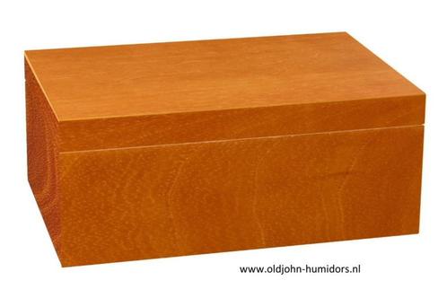 HUMIDOR ADORINI  TORINO CEDRO DELUXE  CEDERHOUT        h133, Verzamelen, Rookartikelen, Aanstekers en Luciferdoosjes, Nieuw, Tabaksdoos of Verpakking
