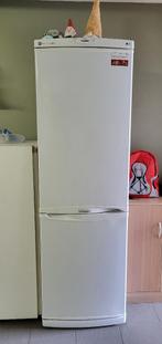 LG Koel-vriescombinatie (no frost) WIT - prima staat, Ophalen, 200 liter of meer, 160 cm of meer, Zo goed als nieuw