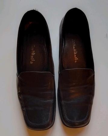 Donnabella T. 36.5 zwarte instappers beschikbaar voor biedingen