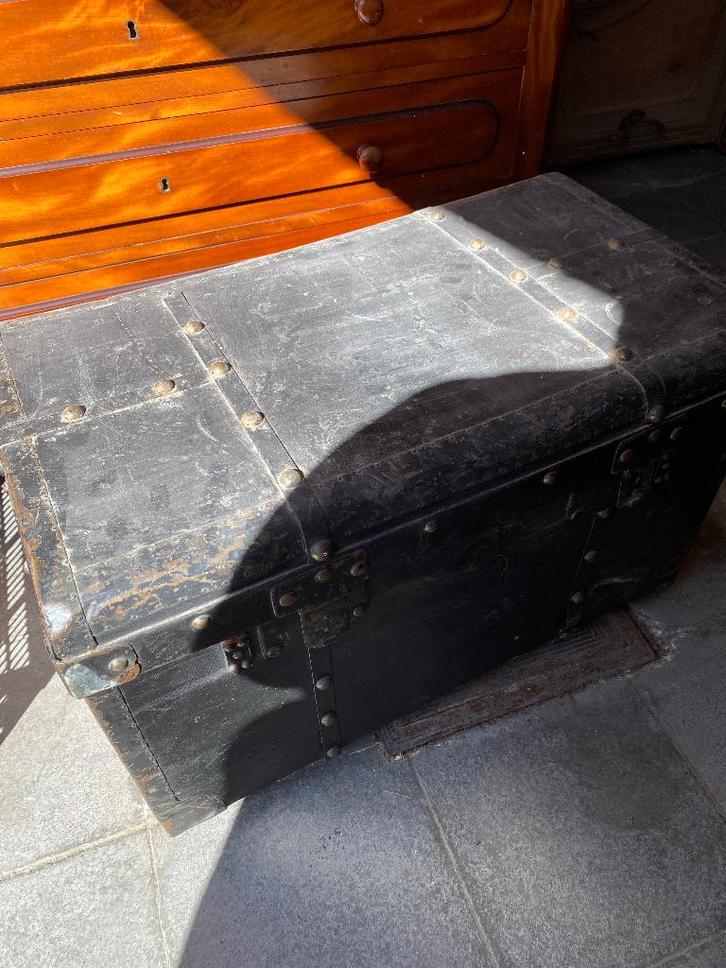 Coffre ancien / malle vintage à restaurer, Maison & Meubles, Accessoires pour la Maison | Coffres, Utilisé, Enlèvement