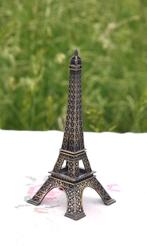 tour eiffel plastique imitation metal, Verzamelen, Ophalen of Verzenden, Gebruikt