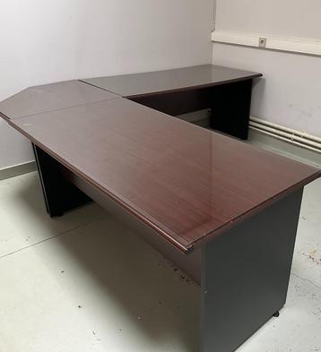 Combinaison de bureau modulaire (3 parties) disponible aux enchères