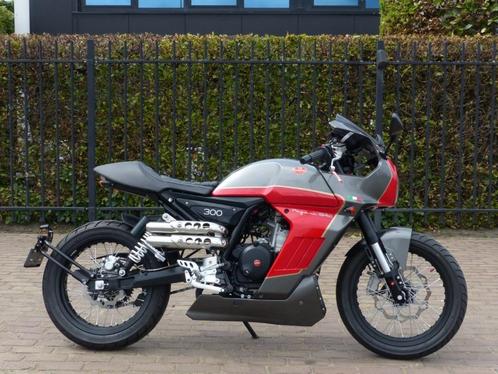 Mondial Pagani 300, Motoren, Motoren | Overige merken, Bedrijf, Naked bike, 12 t/m 35 kW, 1 cilinder, Ophalen
