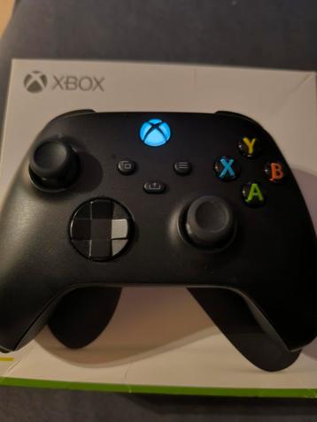 Xbox Wireless Controller Black beschikbaar voor biedingen