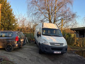 Garage / Werkplaats gezocht omgeving Lier of Tienen beschikbaar voor biedingen