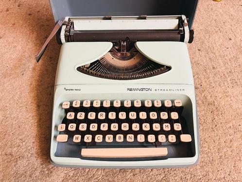 Machine à écrire , modèle collector - Remington Streamliner, Divers, Machines à écrire, Comme neuf, Enlèvement ou Envoi