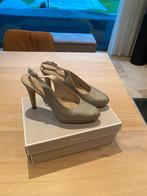 Zilvergrijze pump met open hiel Tamaris, Kleding | Dames, Pumps, Overige kleuren, Nieuw, Ophalen