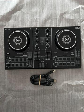 Pioneer DJ DDJ-200 – Smart DJ Controller beschikbaar voor biedingen