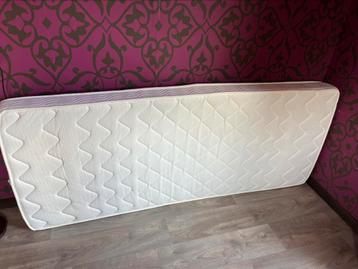 Matras 200  x 80 x 14 cm beschikbaar voor biedingen