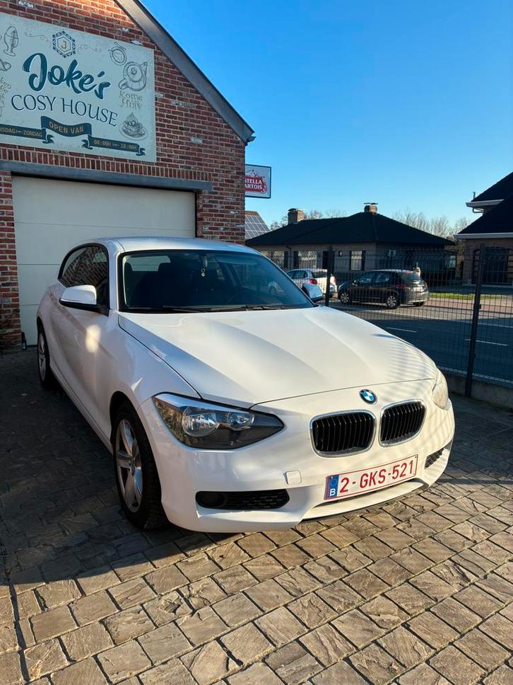 Bmw 114i F20, Autos, BMW, Entreprise, ABS, Essence, Euro 6, 3 portes, Boîte manuelle, Noir, Alcantara, Propulsion arrière, Enlèvement