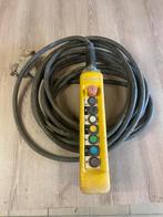 Bedienings peer  takel /kraan, Doe-het-zelf en Bouw, Lieren en Takels, Ophalen, Gebruikt