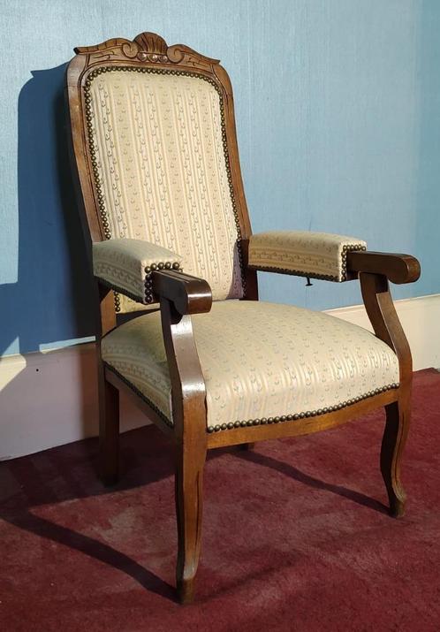 Oude fauteuil Voltaire, Huis en Inrichting, Fauteuils, Gebruikt, Hout, 50 tot 75 cm, Minder dan 75 cm, Ophalen