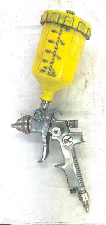 Spuitpistool met bovenbeker RODSPEED.  beschikbaar voor biedingen