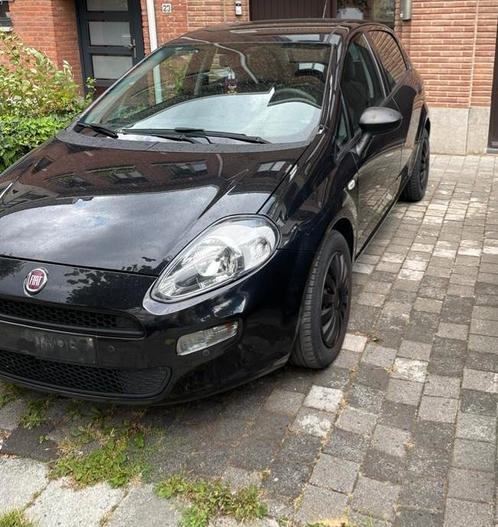 Fiat Punto uit het jaar 2018, Auto's, Fiat, Particulier, Punto, ABS, Airbags, Elektrische buitenspiegels, Elektrische ramen, Radio