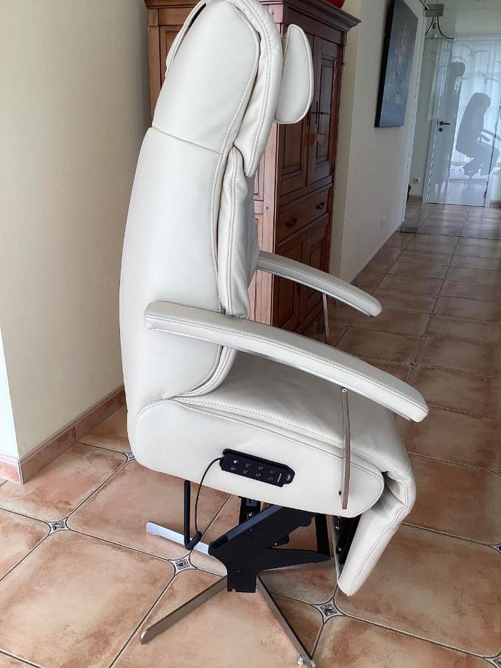 Sta-op relax elektrische Prominent S100/NIEUWSTAAT, Huis en Inrichting, Fauteuils, Zo goed als nieuw, Leer, Ophalen