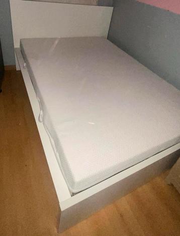 Lit IKEA Malm 160x200 + matelas + sommier, Enlèvement, Utilisé, 200 cm, Blanc