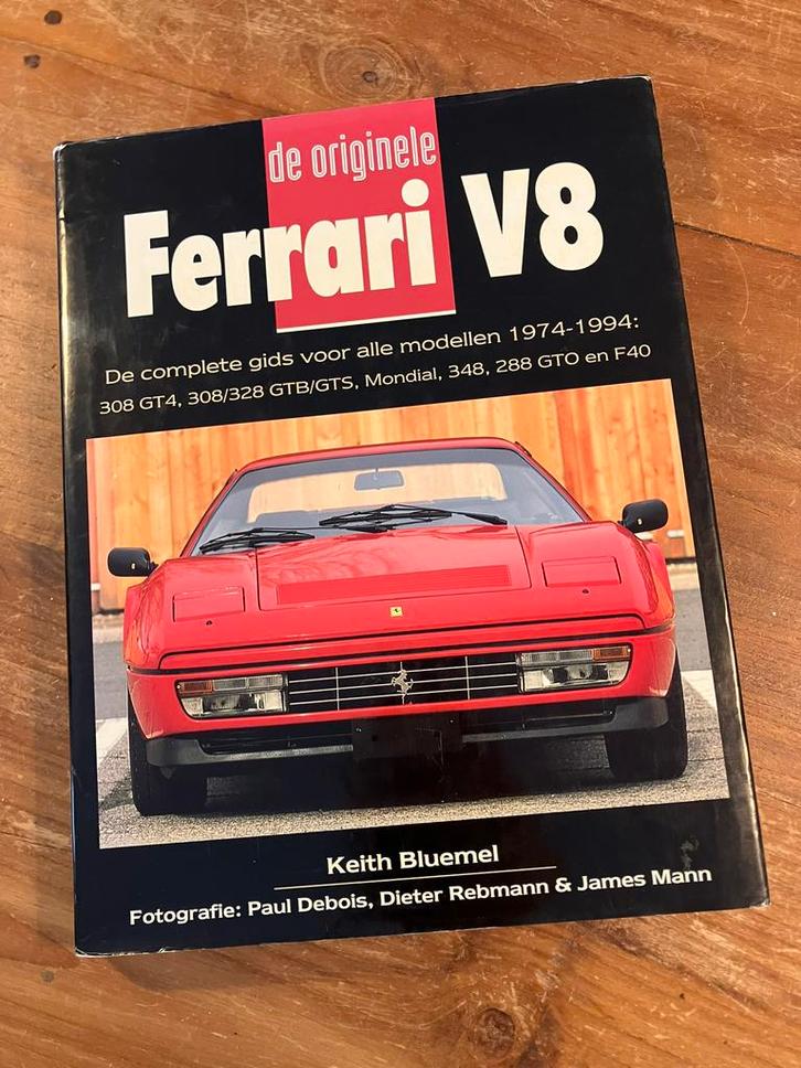 K. Bluemel - Ferrari V8, Livres, Livres Autre, Envoi