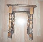 Ancienne petite table d'appoint à restaurer, Enlèvement