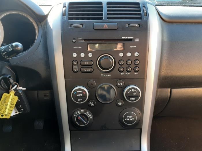 Kachel Bedieningspaneel van een Suzuki Grand Vitara, Auto-onderdelen, Dashboard en Schakelaars, Suzuki, Gebruikt, 3 maanden garantie