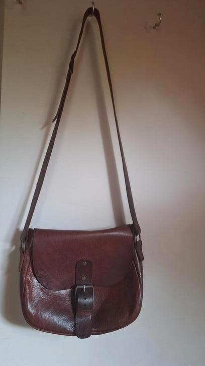 Lederen schoudertas, Handtassen en Accessoires, Tassen | Schoudertassen, Zo goed als nieuw, Ophalen of Verzenden