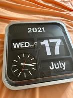 Karlsson Big Wall Flip clock, Ophalen, Zo goed als nieuw, Analoog, Wandklok
