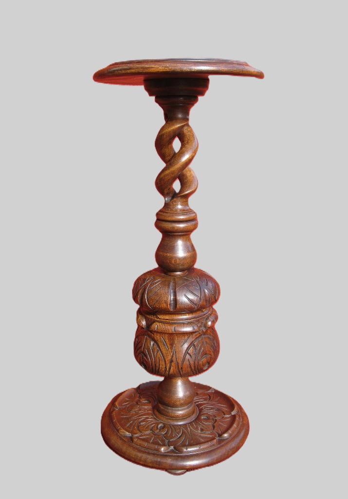 Mooie pied de stal notelaar houten bijzettafel, Antiquités & Art, Curiosités & Brocante, Enlèvement ou Envoi