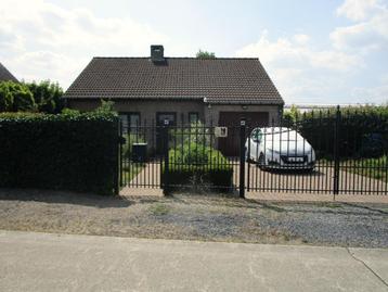 Lochristi: prachtige woning met garage & tuin beschikbaar voor biedingen