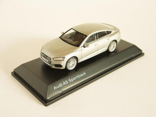 1/43 - M Audi Collection - Audi A5 Sportback (argent fleuri), Hobby & Loisirs créatifs, Voitures miniatures | 1:43, Neuf, Enlèvement ou Envoi