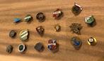 Lot speldjes / knopen, Verzamelen, Ophalen of Verzenden