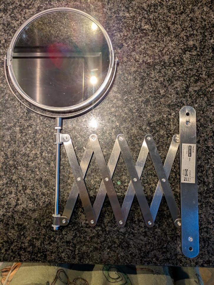 Make-up spiegel met uittrekbare schaararm NIEUW, Huis en Inrichting, Woonaccessoires | Spiegels, Nieuw, Minder dan 50 cm, Minder dan 100 cm