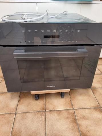 FOUR À AIR CHAUD COMBI MICRO MIELE de luxe gris graphite ave, Encastré, Enlèvement, 45 à 60 cm, Croustillant