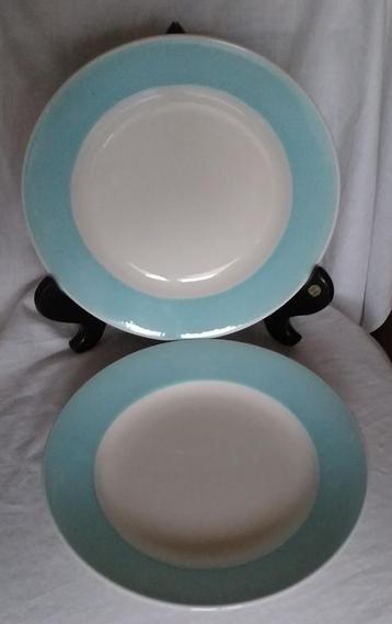 assiettes plates Boch Frs disponible aux enchères