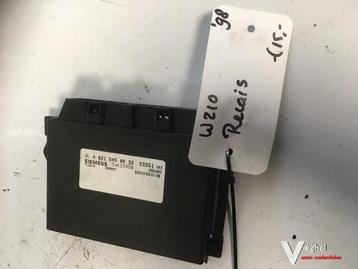 Mercedes w210 1998 Relais mercedes nummer 021 545 08 32 beschikbaar voor biedingen