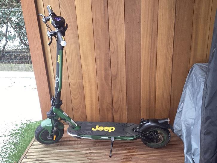 E-step, Fietsen en Brommers, Steps, Nieuw, Elektrische step (E-scooter), Ophalen