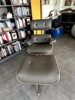 EAMES LOUNGE CHAIR, Ophalen, Zo goed als nieuw, Iconique design