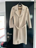 Lange beige jas, Ophalen of Verzenden, Zo goed als nieuw, Maat 36 (S), Beige