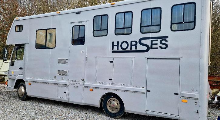 Camion MAN 4 chevaux + mobilhome a vendre, Divers, Divers Autre, Comme neuf, Enlèvement