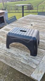 Trapje , bankje plastiek, Enlèvement, Comme neuf, Escalier, Moins de 2 mètres