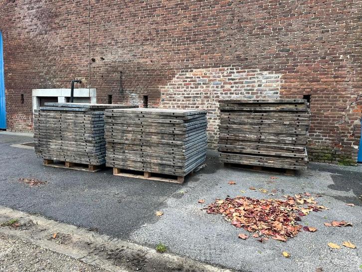 Gebruikte steenschotten 140 x 110 cm, Maison & Meubles, Accessoires pour la Maison | Étagères murales & Rayons de bibliothèque