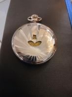 montre gousset à heure sautante, Enlèvement