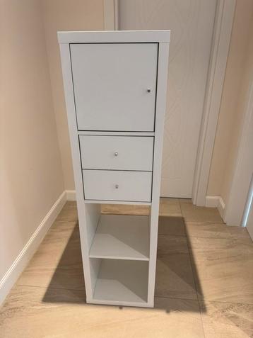 Ikea Kallax plank met deur en lade beschikbaar voor biedingen