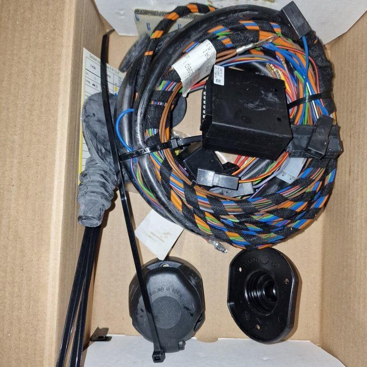 Trekhaak kabelset 13 polig SE026D1 nieuw Skoda fabia VW polo, Auto-onderdelen, Elektronica en Kabels, Nieuw, Ophalen of Verzenden
