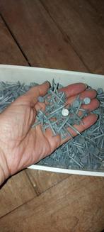 Lot daknagels .ongeveer 3 kg, Ophalen
