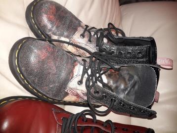 Doc martens pointure 38, Doc martens, Enlèvement ou Envoi, Comme neuf, Boots et Botinnes