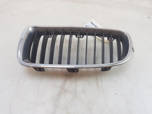 GRILLE BMW 3 serie (F30) (01-2011/10-2018) (|51137255411|), Auto-onderdelen, Carrosserie, BMW, Gebruikt