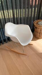 Schommelstoel Eames (replica), Huis en Inrichting, Ophalen, Zo goed als nieuw