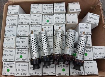 Duitse WO2 Wehrmacht vacuümbuizen radio  beschikbaar voor biedingen
