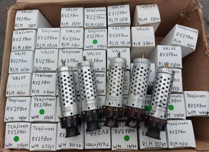 Duitse WO2 Wehrmacht vacuümbuizen radio, Verzamelen, Militaria | Tweede Wereldoorlog, Ophalen of Verzenden